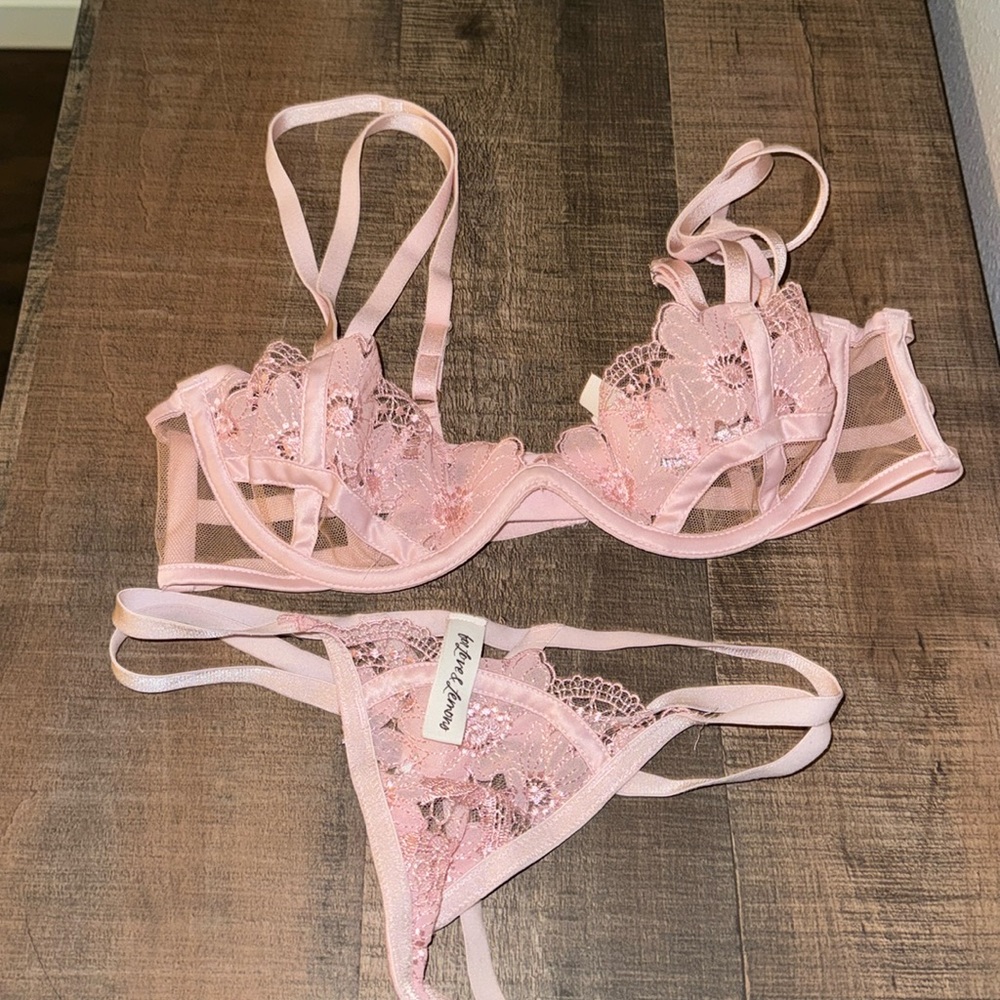 For love and lemons set